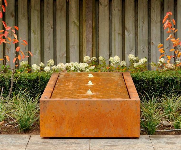 idee deco recip rusty metal garden