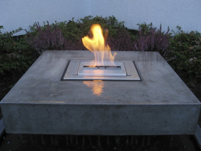 minimalist modern garden fountain burner bioethanol