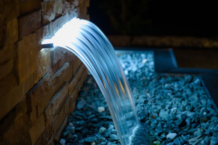 outdoor fountain deco modern style