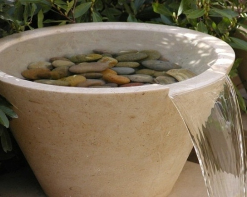 fountain garden basin cone purity net water pebble