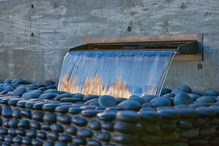 outdoor wall fountain modern design