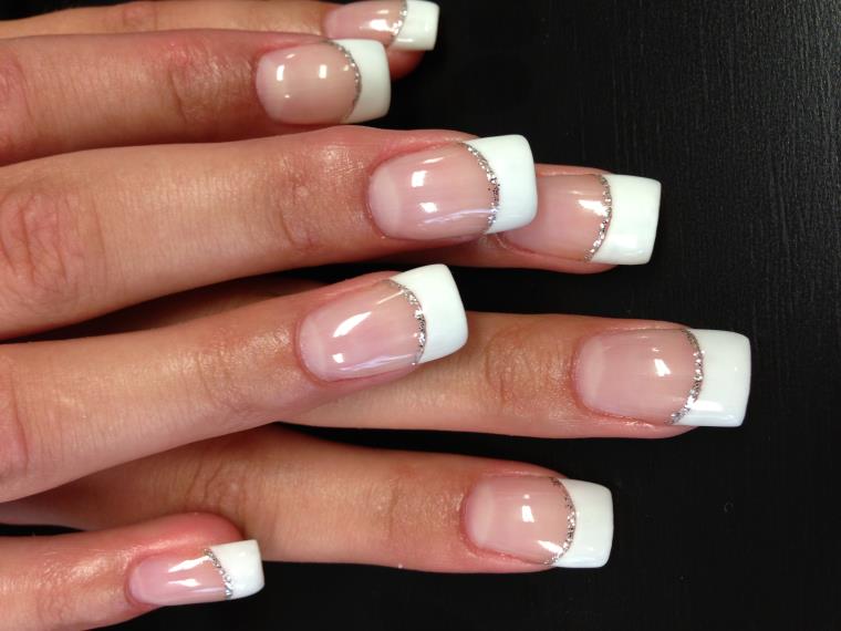french-manicure-white-silver