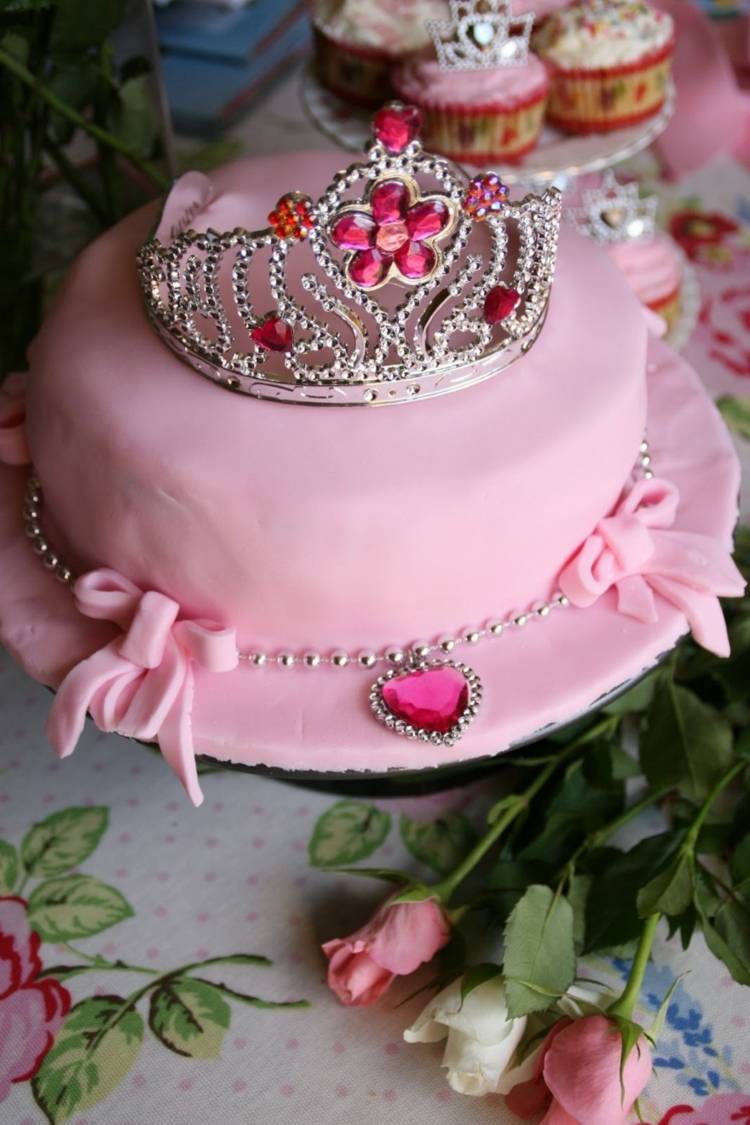 birthday child girl crown cake