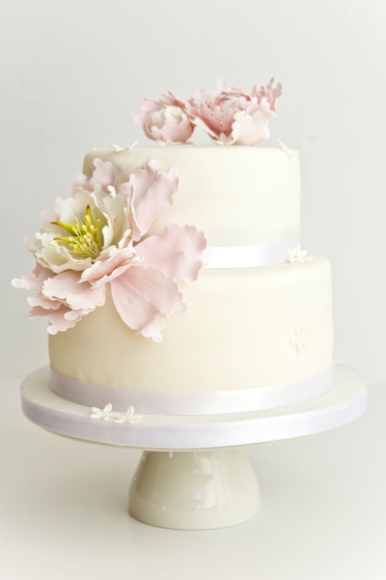 cake-of-marriage-romantic-pink-white