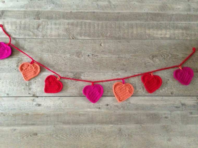 hiasan idea hari valentine valentine idea garland wool