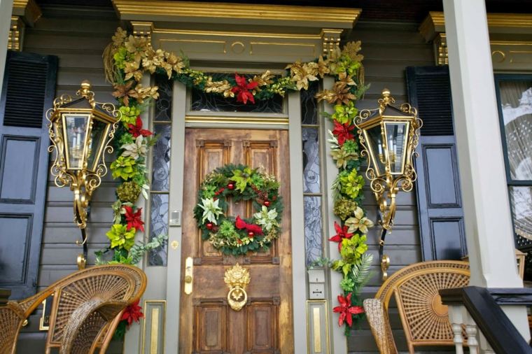 garlands membawa rumah deco natal dan pintu depan