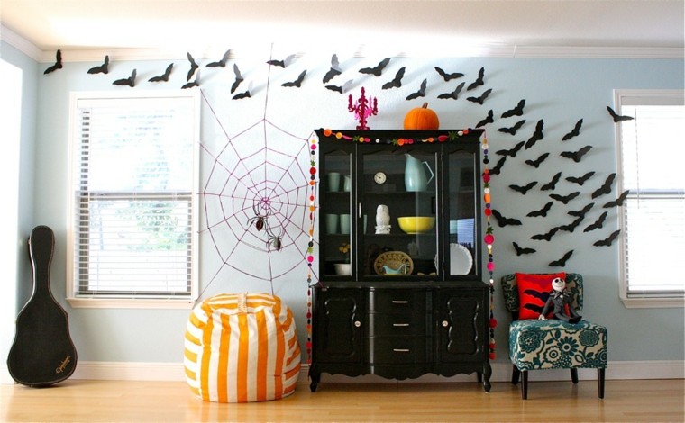 decoration halloween wall idea canvas'araignée pouf fauteuil 