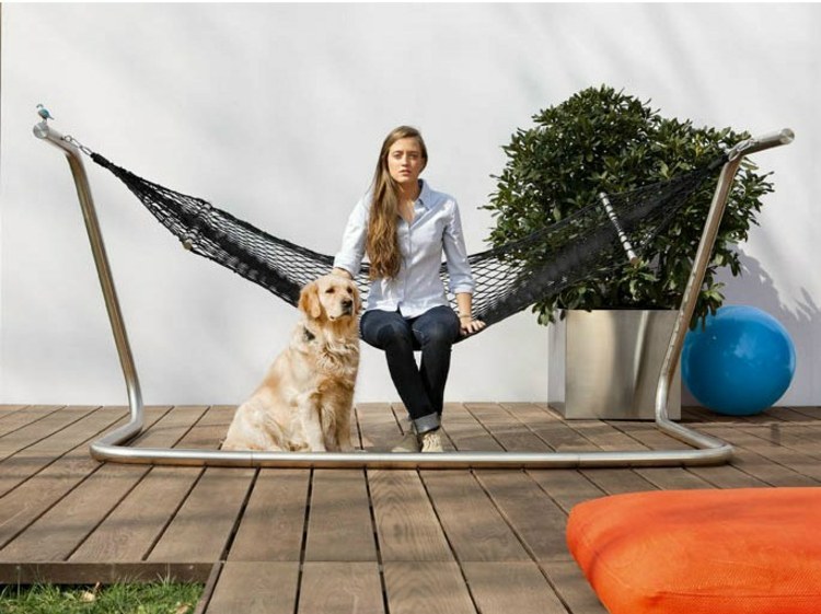 modern hammock on feet Coro