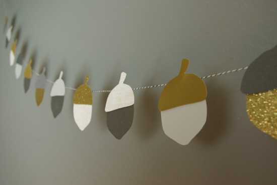 DIY idea-garland-Christmas-acorn-paper