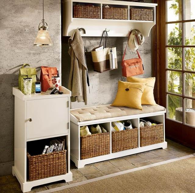 idea-furniture-storage-entry-woven baskets