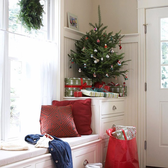 idea-kecil-apartment-Krismas-deco-entry