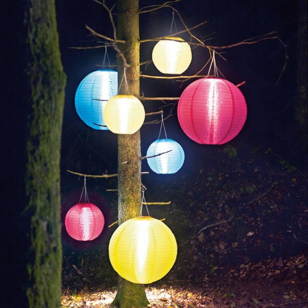 terrace lighting ideas with paper lanterns