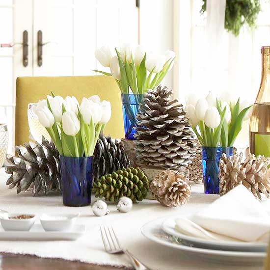 ideas-table-christmas-deco-tulips-white-apples-pine ideas christmas table