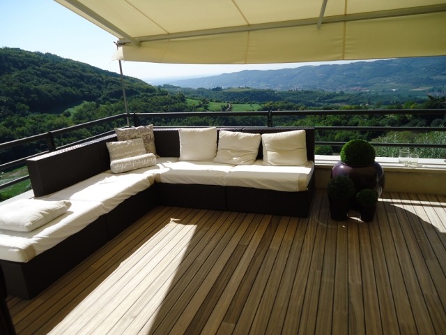 ideas-terrace-wood-furniture-resin-cushions-white-shrubs-decorative ideas wooden terrace