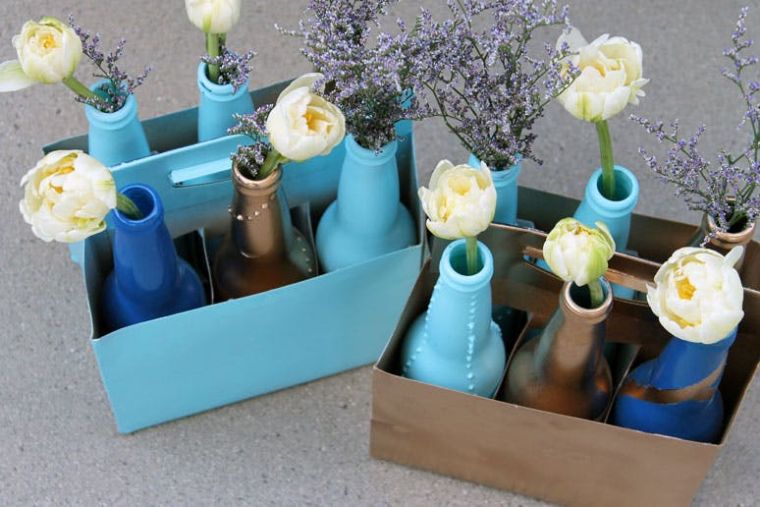 idea-activity-hand-recycling bottle glass