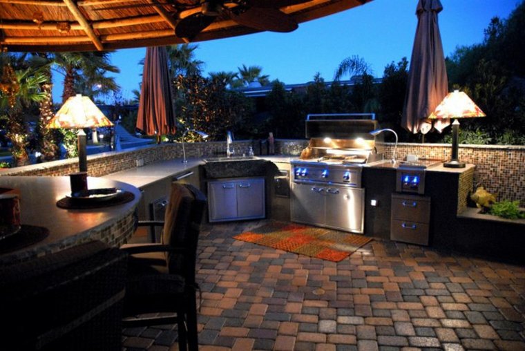 ideas for modern outdoor kitchens