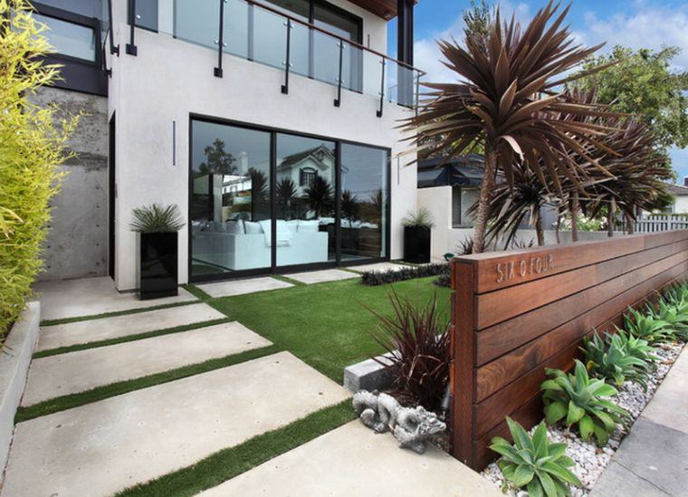 idea garden layout in front of house parterre-beton-grass