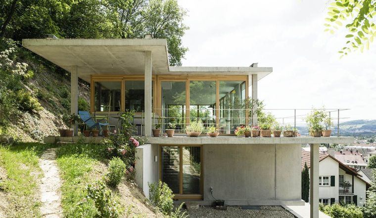 Layouts idea-terrace-concrete-suspended-small-house