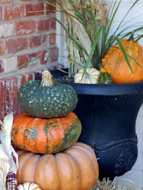 fall pumpkins deco idea