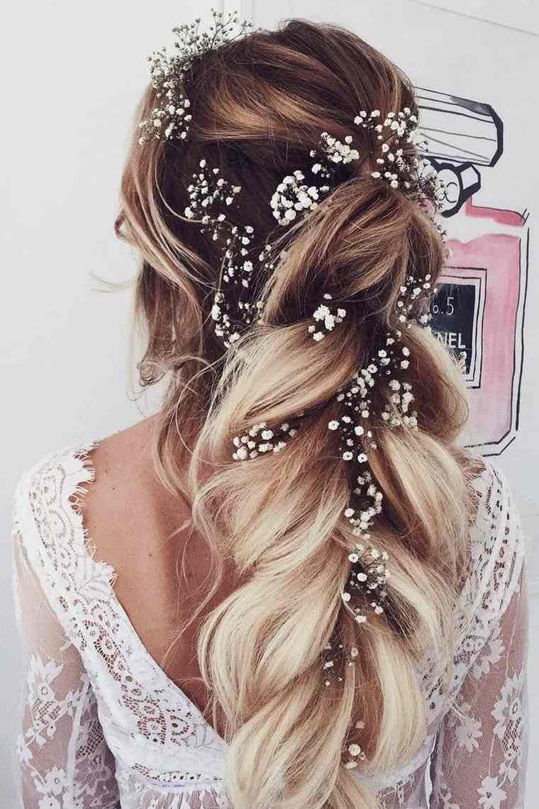 wedding hair style ripples blond woman long hair ombre