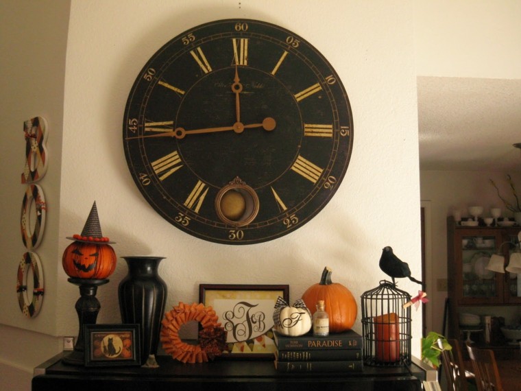 Halloween glamor decorative idea