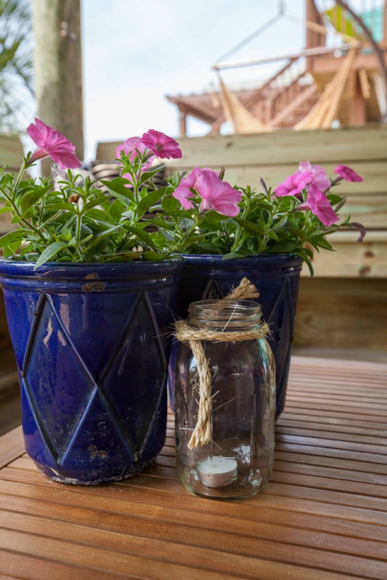 pictures balconies flower pot