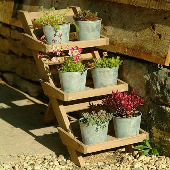 rustic garden deco idea