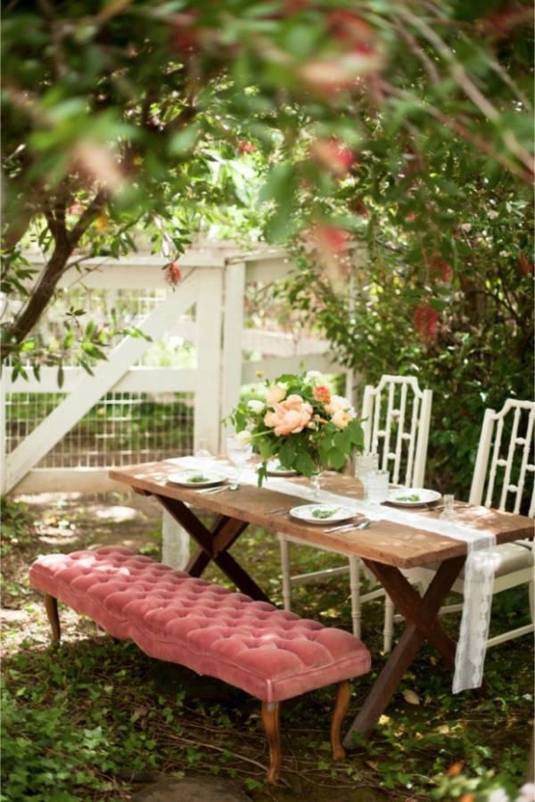 modern outdoor wedding deco idea