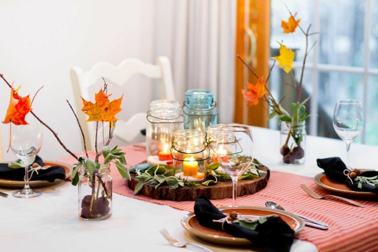 autumn leaves decoration table