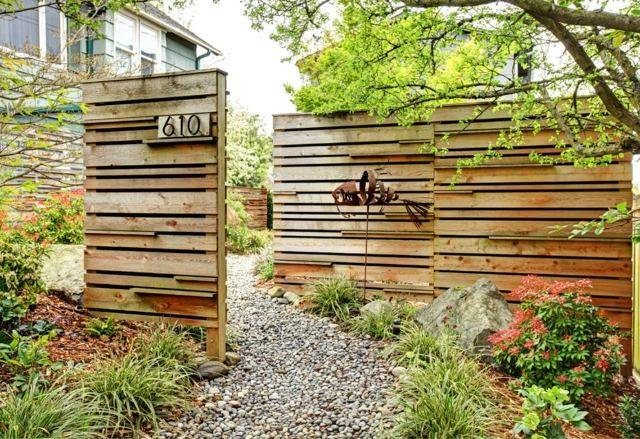 idea of ​​garden wood gate