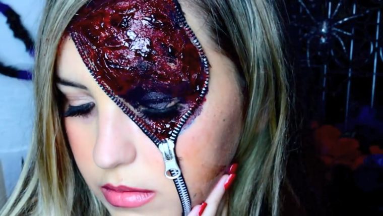 ide-make-up-halloween-kvinne-zip-ansikt-skummelt-hud-blod