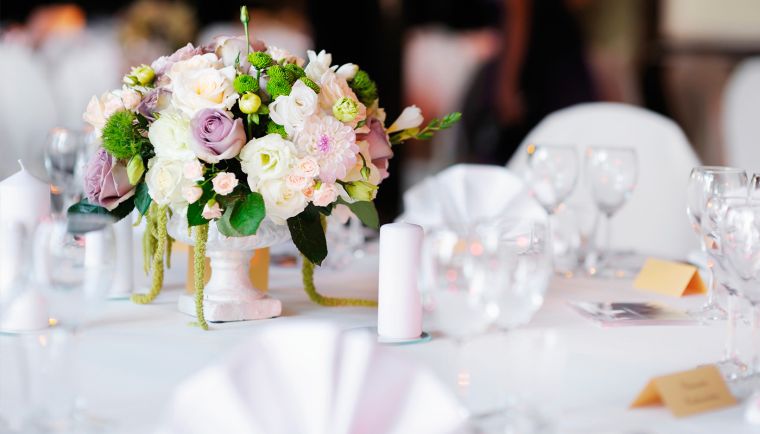 wedding idea flower table deco