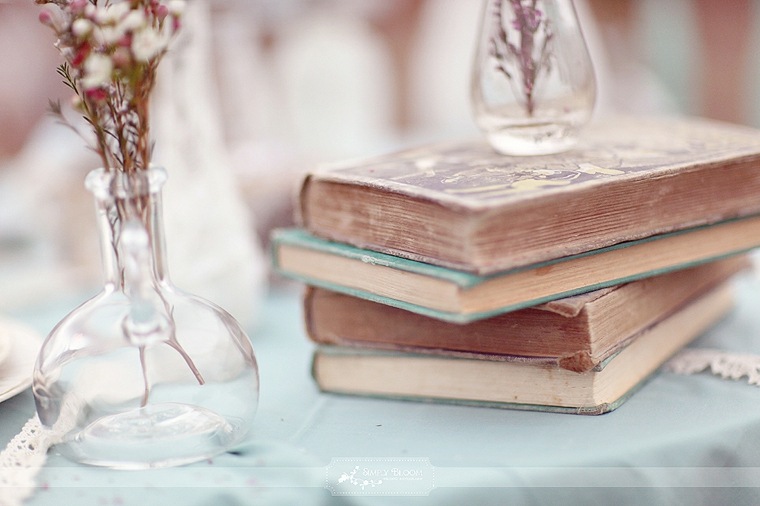 deco wedding vintage books idea flowers deco original