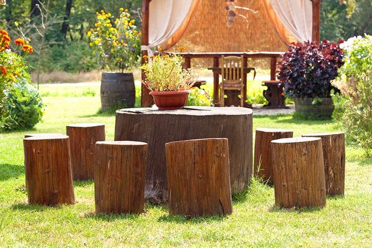 idee-furniture-garden-wood stools