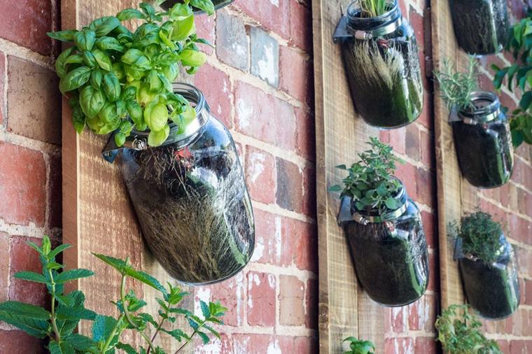 garden balcony DIY idea pots kitchen garden balcony