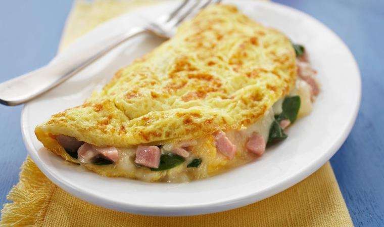 idee-omelette-eggs-ham