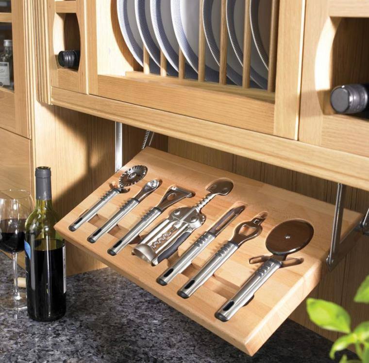 idea-store-utensils-aesthetic