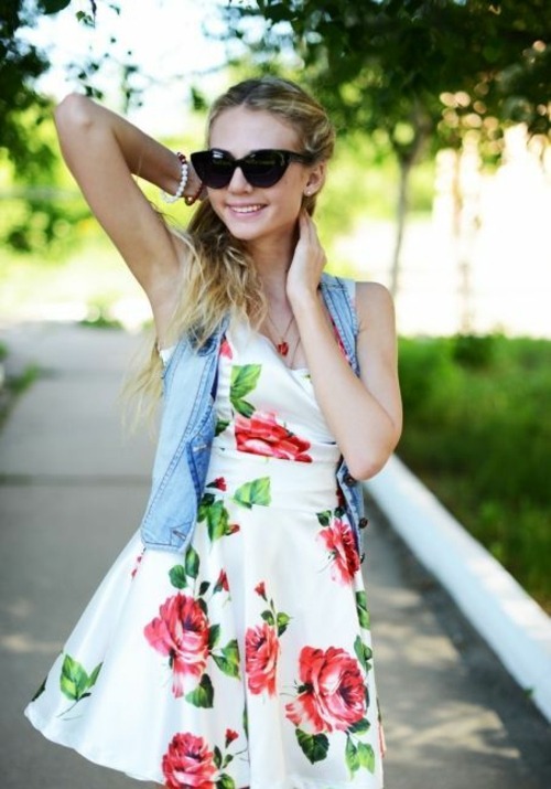 modern women's flower dress idea