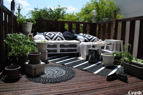 garden furniture furniture in pallet cushion black white carpet floor