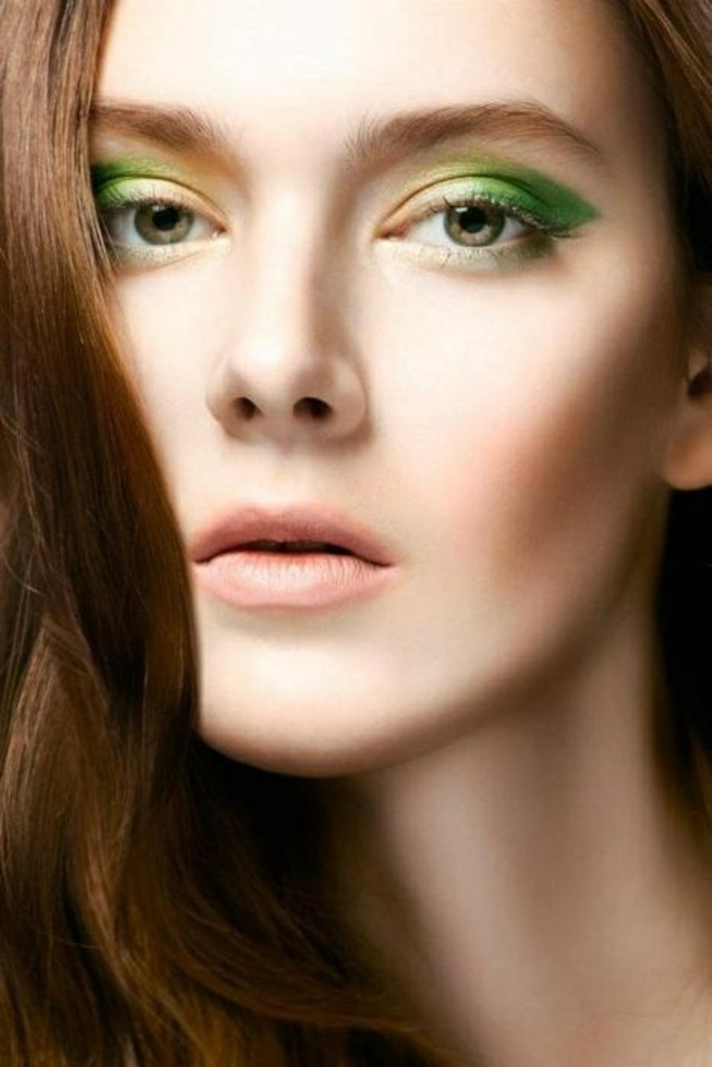 makeup evening eyes green natural and sweet vintage make up mascara smoky eyes natural