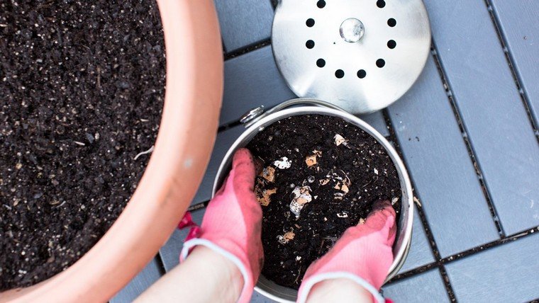 Balcony composter ideas-inside-Apartment