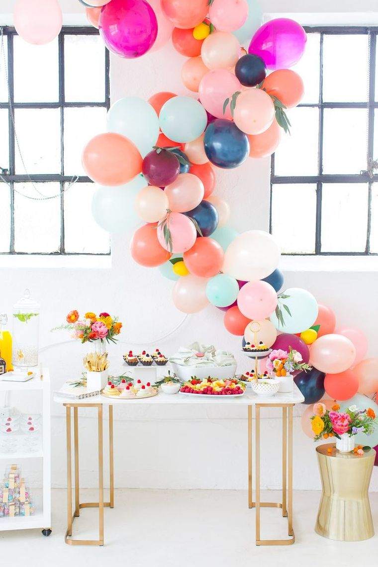 deco ideas new year balloons-buffet-cold