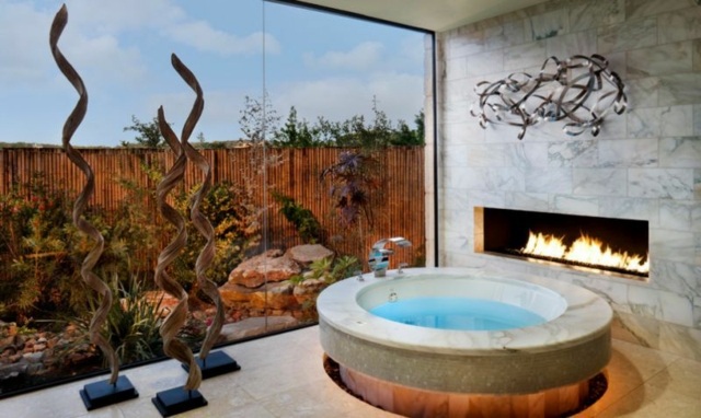 round house spa whirlpools