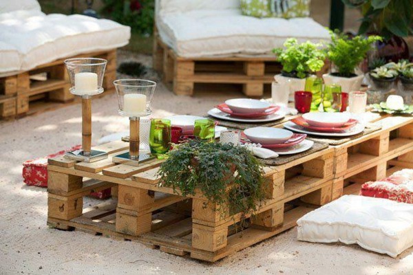 wooden pallets garden table idea landscaping garden bench