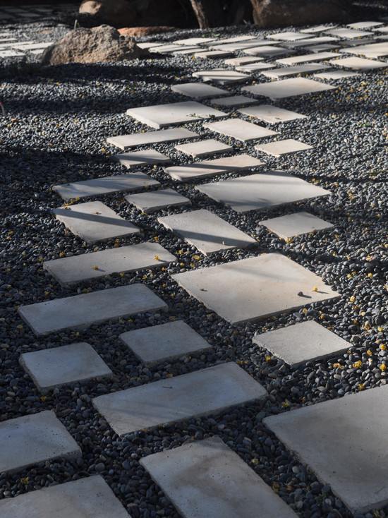 gravel and stone garden