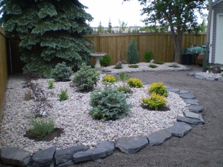 garden on gravel stones as a border