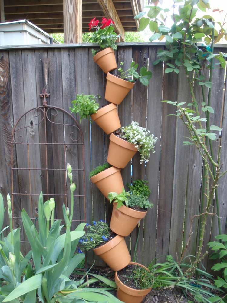 garden hanging flower pots