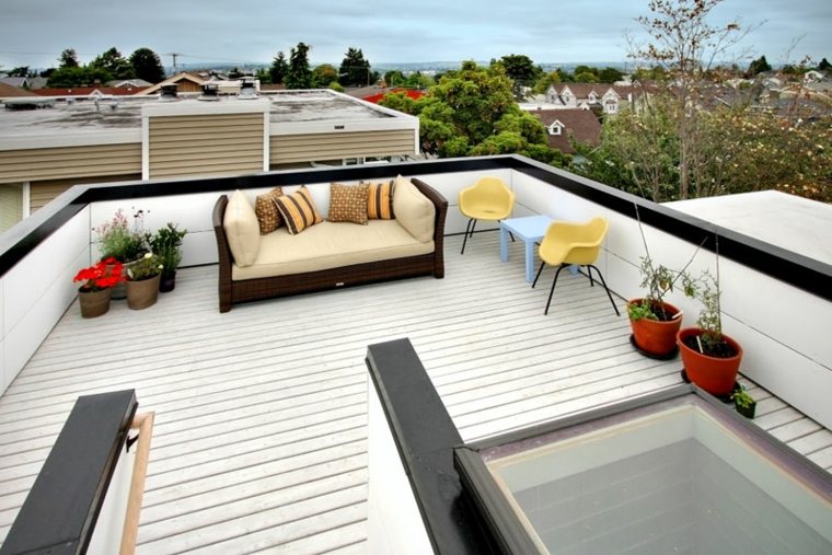 terrace in town garden white wood deco