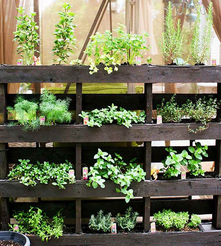 wooden pallet diy idea planters