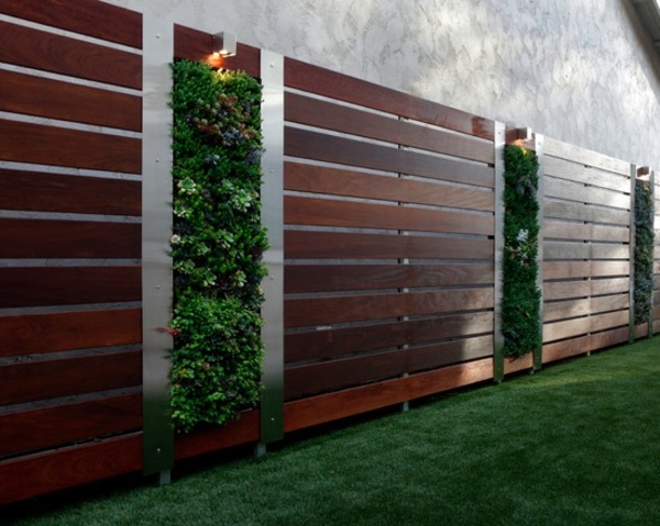 pretty wood garden partition